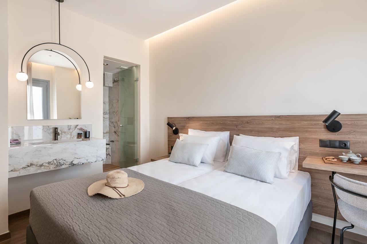 Amphitrite Hotel Chrissi Akti Chania Exterior foto