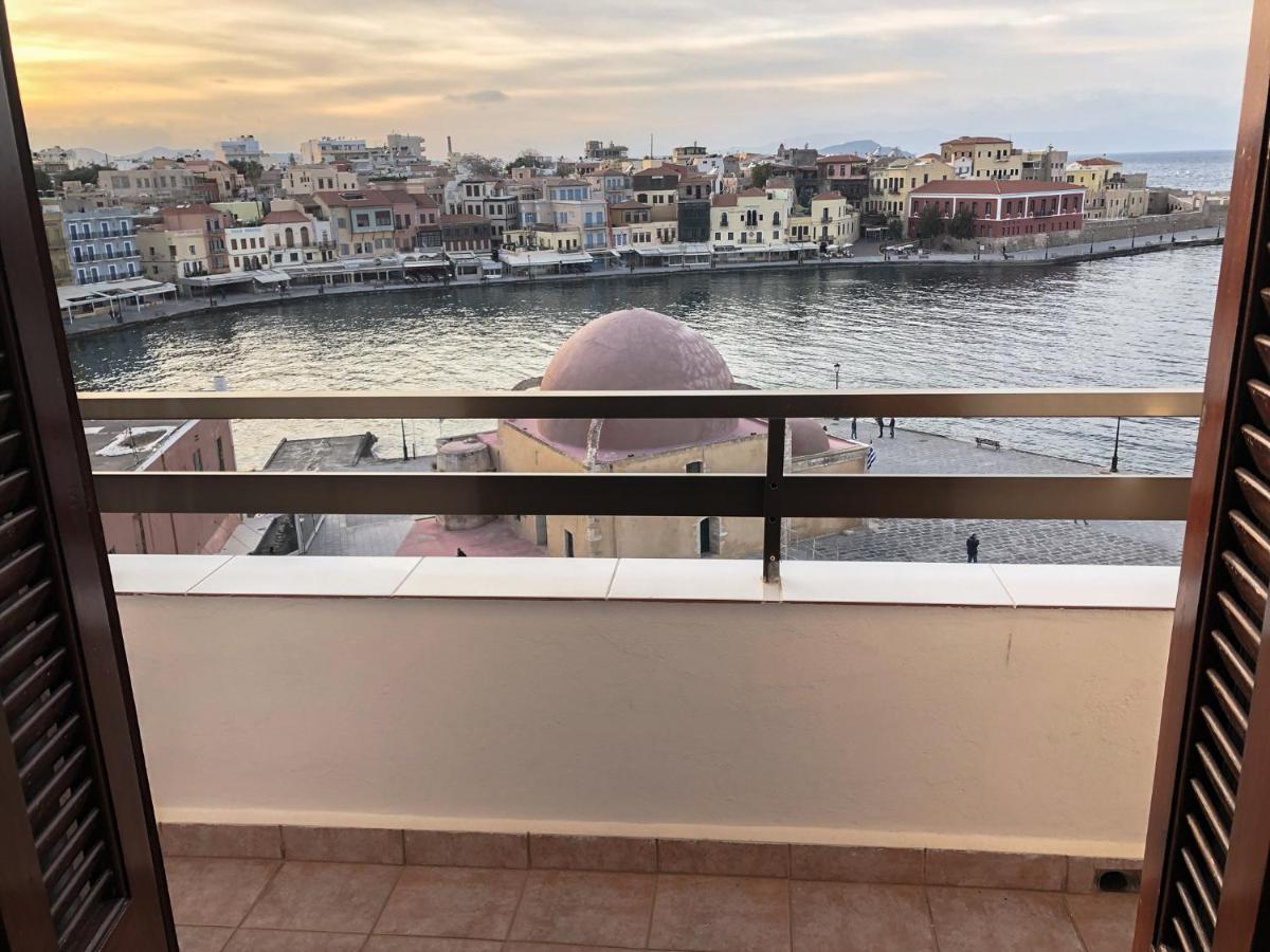 Amphitrite Hotel Chrissi Akti Chania Exterior foto